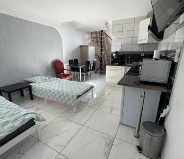 Chasse-sur-Rhone Apartment | Escapade cosy proche Vienne