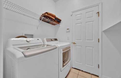Calabay Parc House | Escape Calabay Parc & Gameroom