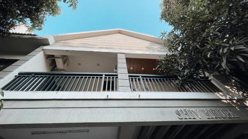 Palsana Villa | Escape house