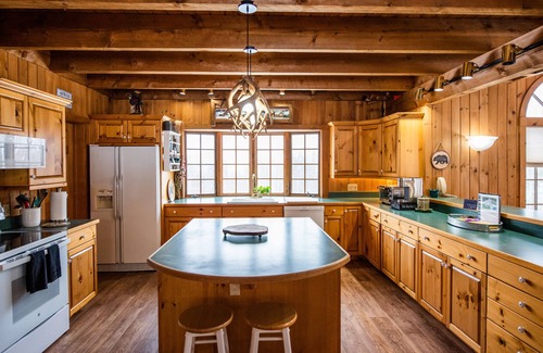 West Townshend House | Escape in Rural Vermont! 2 Homes SaunaPool, Hot Tub, Game House Mountain Views.