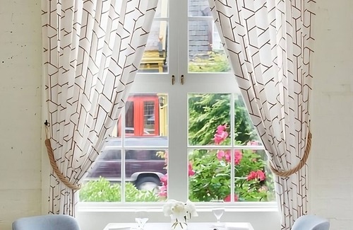 Historic Hill Apartment | Escape The Hustle and Bustle! Near Newport Mansions! with Indoor Pool!