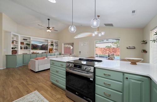 Ivins House | Escape to Red Rock Hideout: Your Private Desert Oasis Awaits!