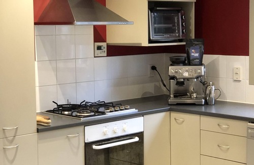 Kumeu House | Escape to Riverhead!