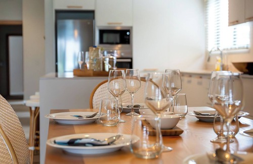 Pointe D'esny Apartment | Escape to the Beach - with Ménage Quotidien