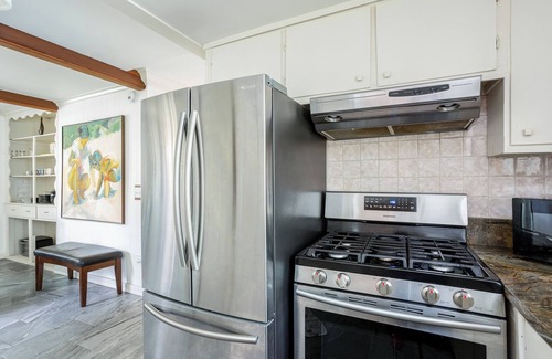 Honomu House | Escape to the Big Island! Honomū Haven - 5bd/2ba At the Gateway to Akaka Falls