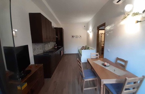 Lastra a Signa House | Escape to the Tuscan countryside, immersed in the woods