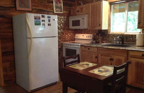 Pittsburg Cabin | Escape to the Wild & Scenic Daniel Boone National Forest in London, Kentucky!