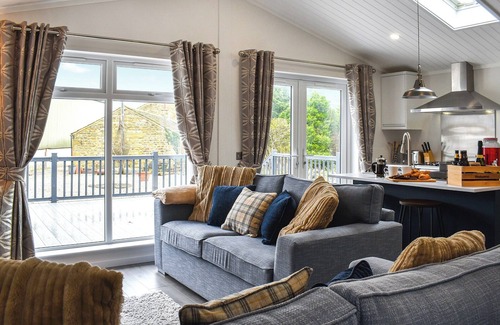 Masham Cottage | Escape to this ground-floor holiday lodge in Masham.