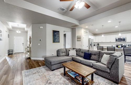 Highland Lake Estates House | Escape to Tranquility