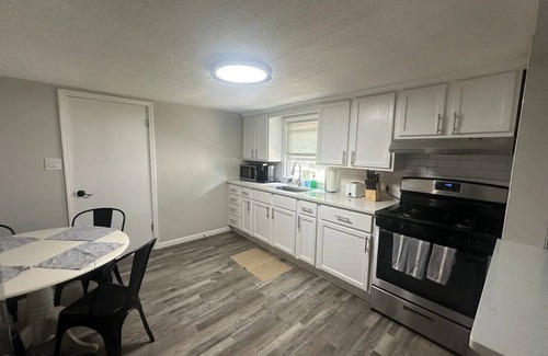 Paw Paw Lake House | Escape to the Lake- Paddle Boards-Lake Access- Close to St. Joseph & South Haven