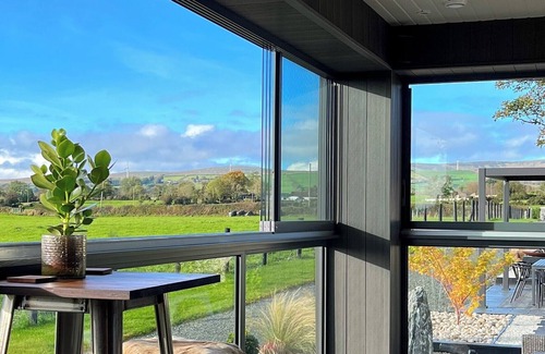 Omagh House | Escape your city to our country hideaway where you can feel rested, relaxed and invigorated.