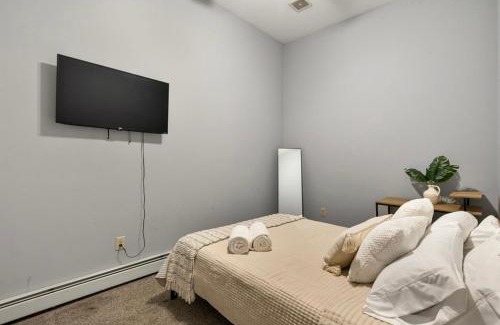 Troy Apartment | Escape your everyday in your COZY HIDEAWAY Feel right at home Relax recharge & unwind