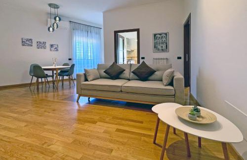 Universita Apartment | Escher's Penthouse on Nomentana