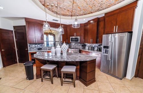 La Choya Condo | Esmeralda Beach Resort 3 Bedrooms Condo B 1201
