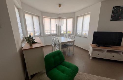 Ebersbach-Musbach Apartment | Esmeralda Ferienwohnung 2 Ebesbach-Musbach