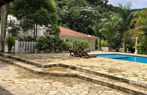 Nazare Paulista House | Espaço Andaluzia em Meio a Natureza, Perfeito Para Desfrutar com Família/amigos