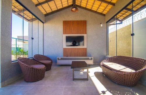 Setor Lagoa Quente House | Espaço Premium: 5 Quartos, Piscina e Sinuca