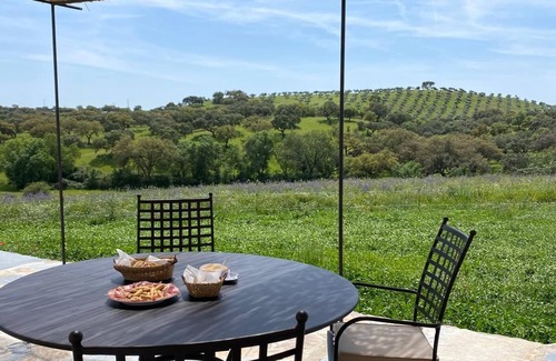 Malarranha House | Espaçosa Casa de Campo com 500 Hectares Para Explorar ou Simplesmente Descansar