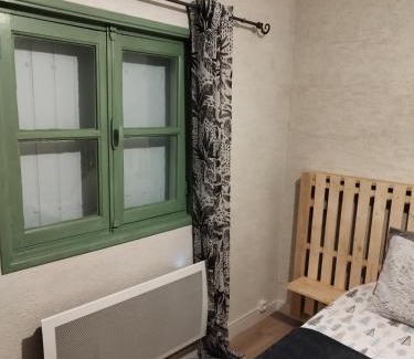 L'Isle-d'Espagnac House | Espace Fakayo