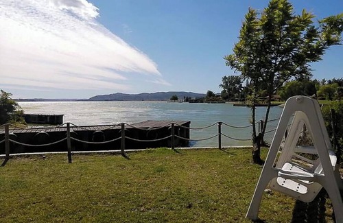 Manzano House | Espectacular Casa a Orillas del Lago Rapel