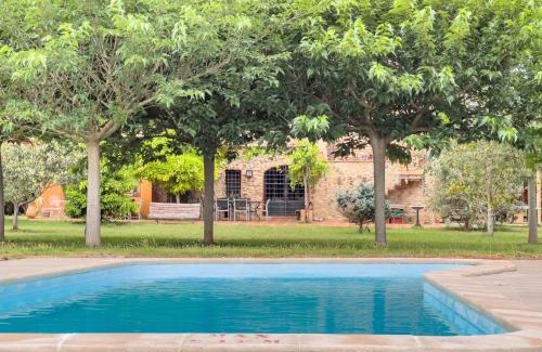 Crespia House | Espectacular casa de vacaciones en el campo con piscina, BBQ y WIFI de alta velocidad