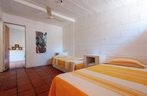 Centro House | Espectacular Finca con Alberca La Caprichosa