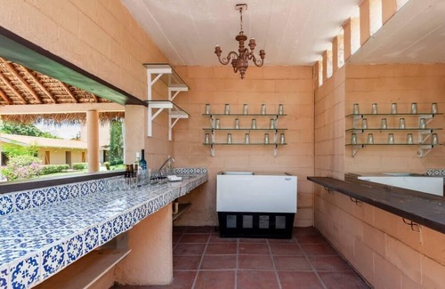 Centro House | Espectacular Finca con Alberca La Caprichosa