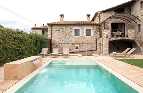 Bordils Villa | Espléndida Masía con Piscina Cerca de Girona