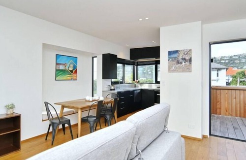 Sumner Apartment | Esplanade Beach House