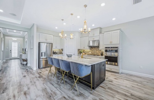 Naples House | Esplanade by the Islands