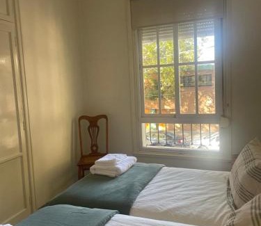 Mendoza City Center House | Esplendida casa en Mendoza-Desayuno-Limpieza-Cochera