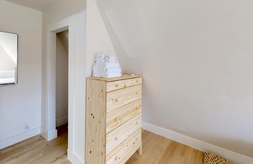 Essex Junction House | Essex Escape
