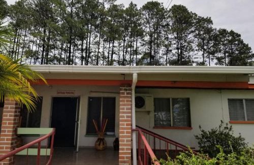 Siguatepeque Hotel | Estancia del Bosque Forest Guest House