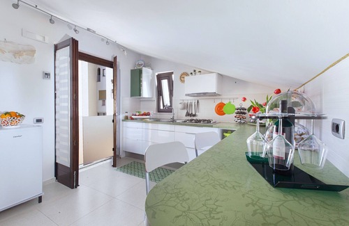 Sorrento City Centre Apartment | Estate4home - Casa Cristina Green