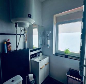 Ecaussinnes Bed & Breakfast | Esteban studio