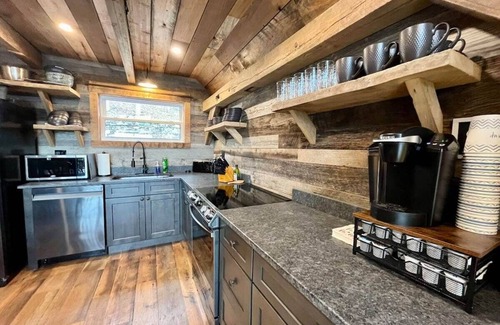 Heidelberg Cabin | Estill Oaks/Mountain View/16 Guests!
