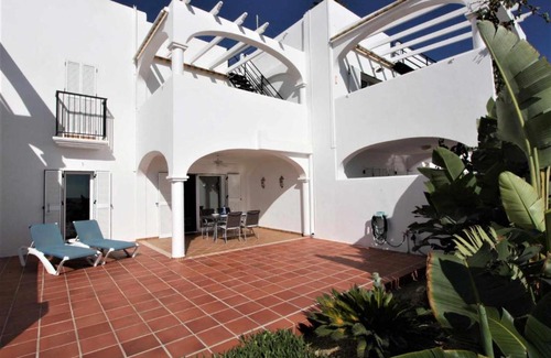 Pulpi Apartment | Estrelitzia apartamento con vista panorámica al mar y piscina comunitaria