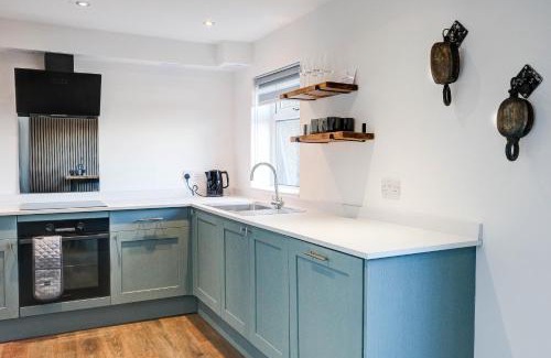 Amble House | Estuary Point - unique sea views