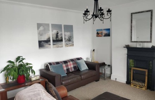 Millom Apartment | Estuary View, Bank House, Stunning apartment.
