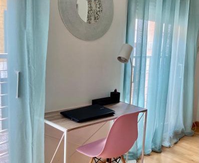 El Molinillo Apartment | Estudio con parking centro de Málaga by Grupo BMorales