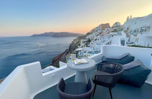 Oia Apartment | Èther suites Oia