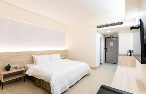 North District Hotel | Etung Hotel