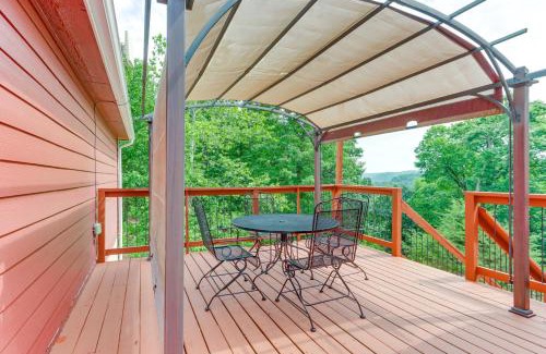 Sylvan Shores House | Eureka Springs Home about half Mi to Beaver Lake!