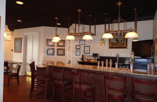 Morgantown Hotel | Euro-Suites Hotel
