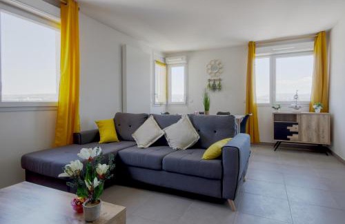 Les Crottes Apartment | EUROMED 2 SO BLUE