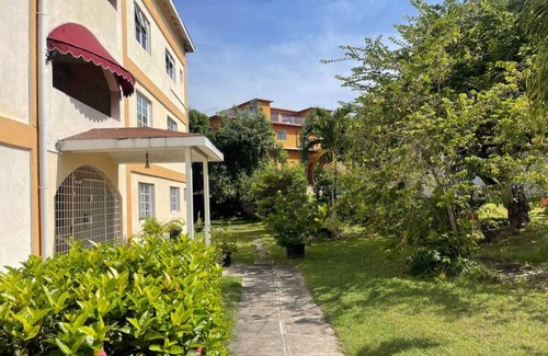 Camperdown Apartment | European Suite