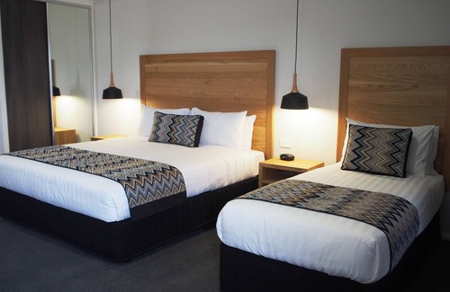 Euston Hotel | Euston Motel