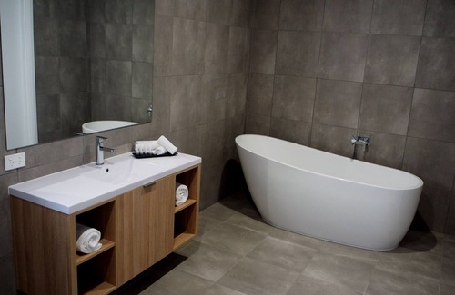 Euston Hotel | Euston Motel