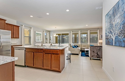 Sunridge Woods Villa | EV 7036 – 7 Bed, 5 Bath Screened-In Private Pool with Spillover Spa, Games Room
