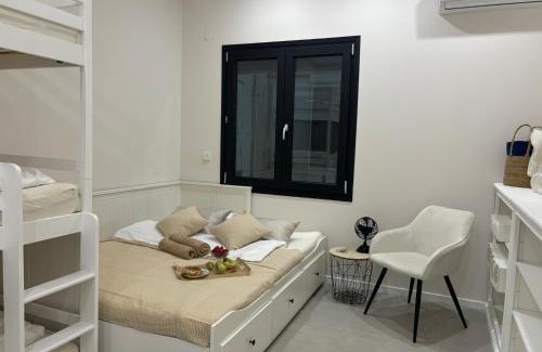Thasos Town Apartment | EvA OMMM